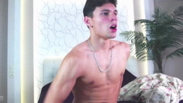 Denhummer  08-07-2021 video topless